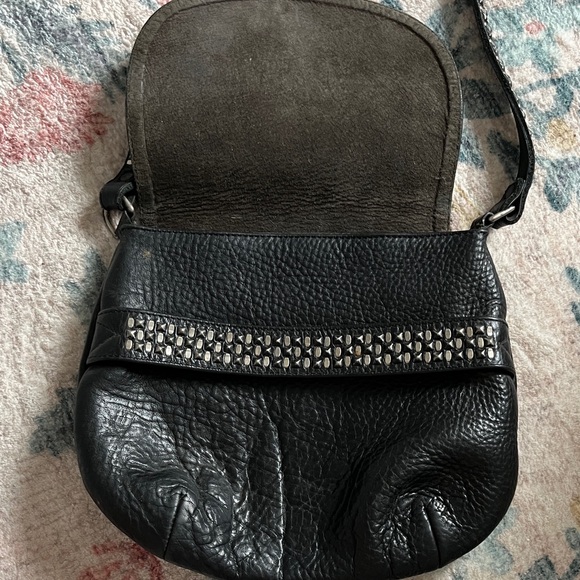 Chic Black Crossbody Bag with Studded Detail - Picture 3 of 7
